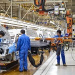 produktionsmitarbeiter automobilindustrie