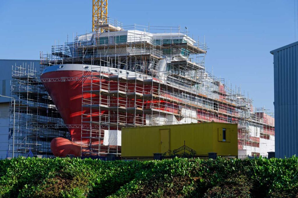 Politics & Economics in Shipbuilding: Germany in the Global Market